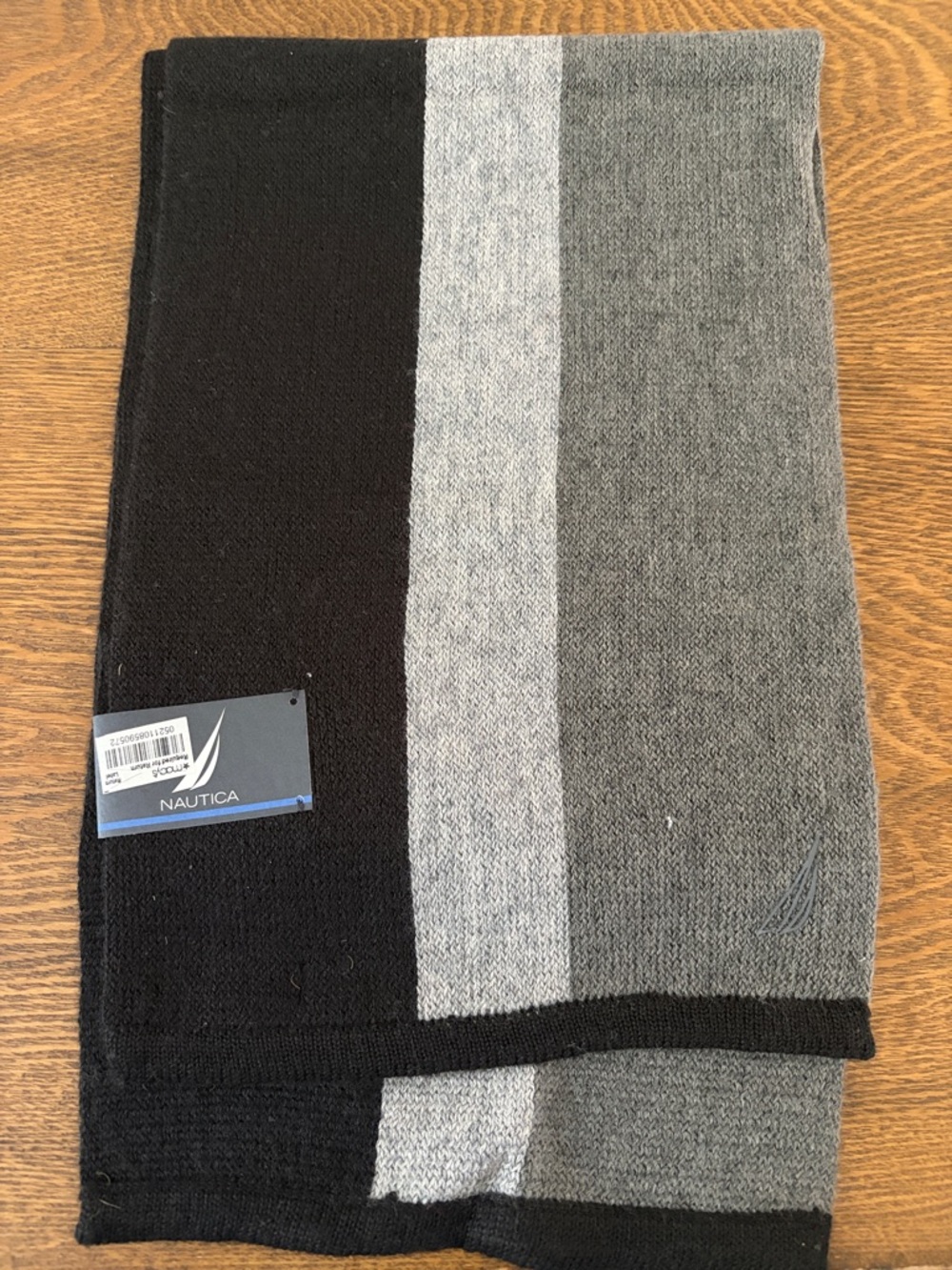 NWT Nautica Black, Light Gray & Gray Striped Knit Scarf
